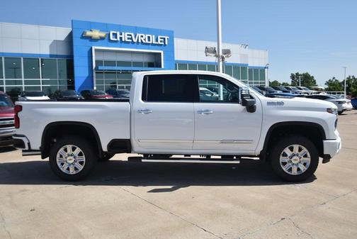 2025 Chevrolet Silverado 2500 High Country