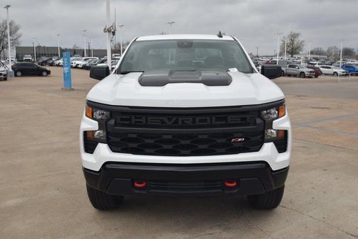 Summit White 2026 Chevrolet Silverado 1500 Custom Trail Boss