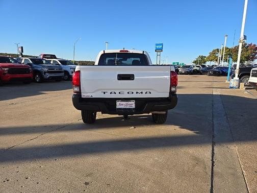 2018 Toyota Tacoma SR