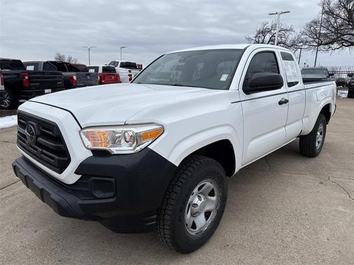 2018 Toyota Tacoma SR