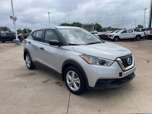 2020 Nissan Kicks S