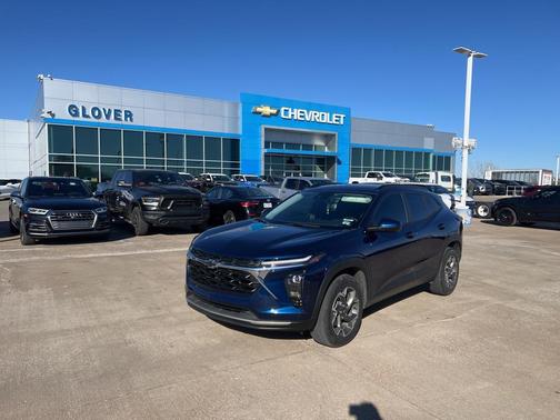 2024 Chevrolet Trax LT