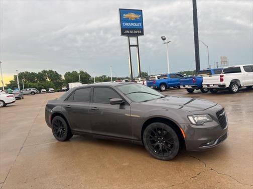 2019 Chrysler 300 S