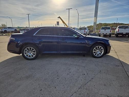 2014 Chrysler 300 S