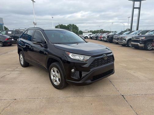 Midnight Black Metallic 2021 Toyota RAV4 XLE