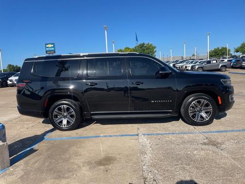 2023 Jeep Wagoneer L Series I 4x4