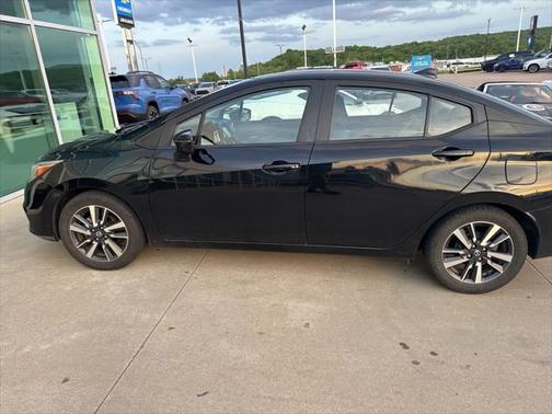 2021 Nissan Versa 1.6 SV