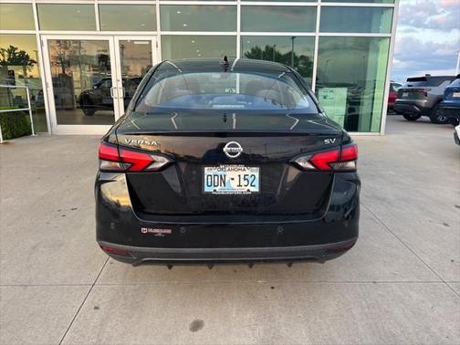 2021 Nissan Versa 1.6 SV