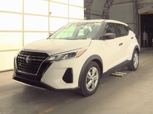 2023 Nissan Kicks S