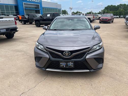 Predawn Gray Mica 2018 Toyota Camry XSE