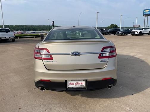 2018 Ford Taurus SEL