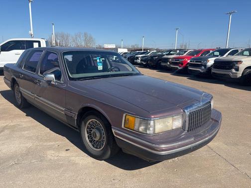 1994 Lincoln Town Car Signature