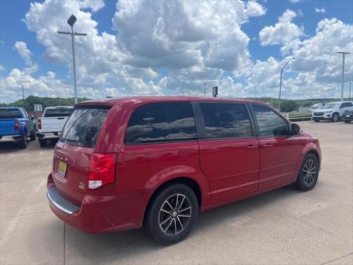 2016 Dodge Grand Caravan R/T