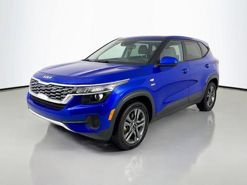 Neptune Blue 2023 Kia Seltos LX