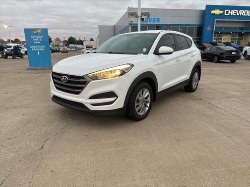 2016 Hyundai TUCSON SE