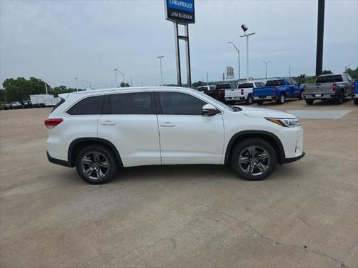 2017 Toyota Highlander Limited