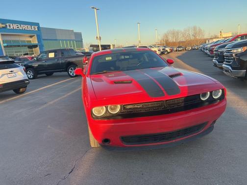2021 Dodge Challenger SXT