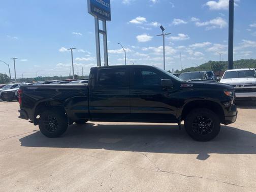 2022 Chevrolet Silverado 1500 Custom Trail Boss