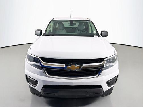 Summit White 2017 Chevrolet Colorado WT