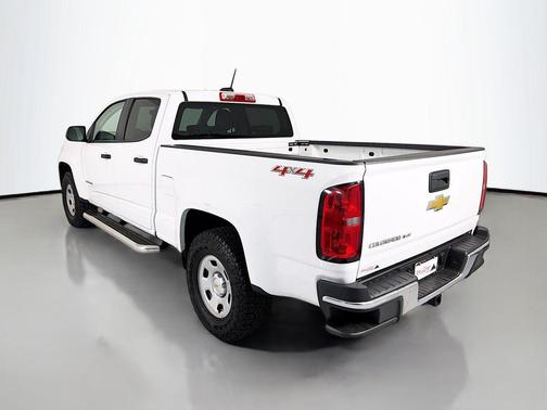 Summit White 2017 Chevrolet Colorado WT