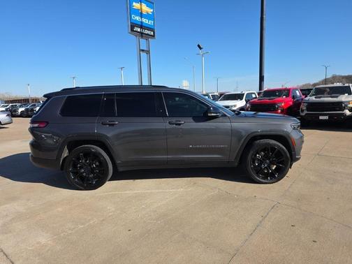 Baltic Gray Metallic Clearcoat 2022 Jeep Grand Cherokee L Limited