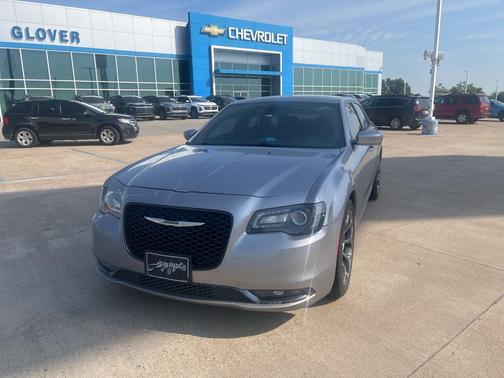 2017 Chrysler 300 S