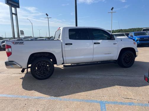 2015 Toyota Tundra SR5