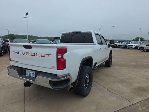 Summit White 2022 Chevrolet Silverado 2500 LTZ