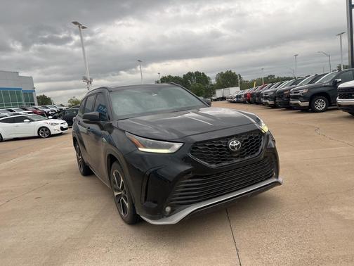 2021 Toyota Highlander XSE