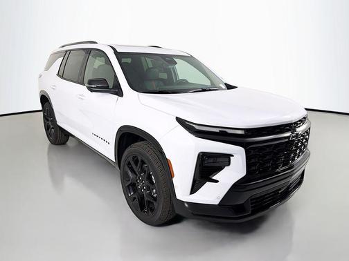 Polar White Tricoat 2026 Chevrolet Traverse RS