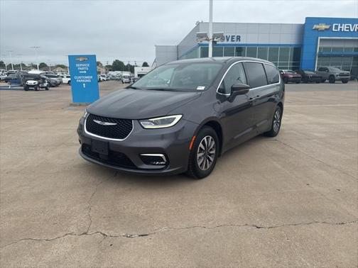 2022 Chrysler Pacifica Hybrid Touring L