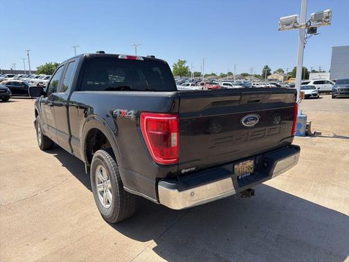 Agate Black Metallic 2022 Ford F-150 XLT