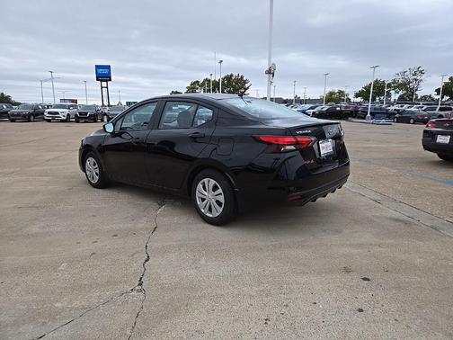 2024 Nissan Versa 1.6 S