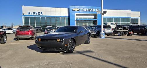 2022 Dodge Challenger SXT