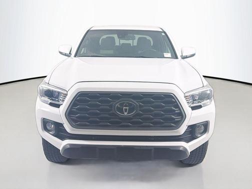 White 2022 Toyota Tacoma TRD Sport