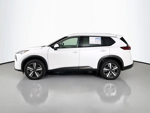 Everest White Pearl 2024 Nissan Rogue SL