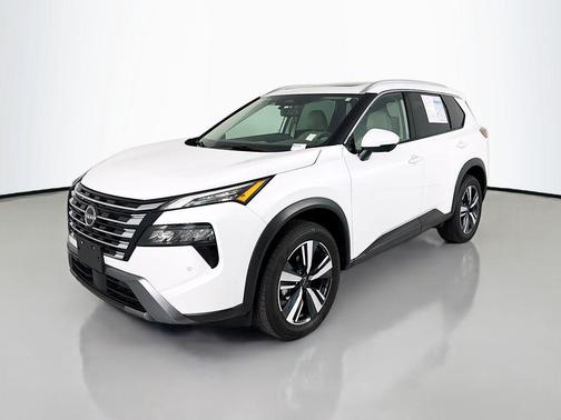 Everest White Pearl 2024 Nissan Rogue SL