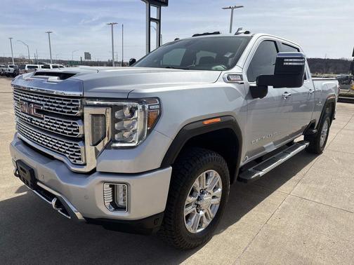 Quicksilver Metallic 2022 GMC Sierra 2500 Denali