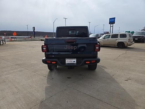 2025 Jeep Gladiator Mojave 4x4