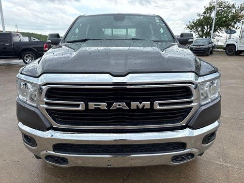 Granite Crystal Metallic Clearcoat 2020 RAM 1500 Big Horn/Lone Star