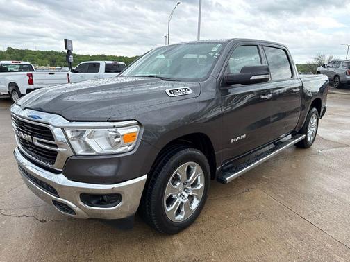Granite Crystal Metallic Clearcoat 2020 RAM 1500 Big Horn/Lone Star
