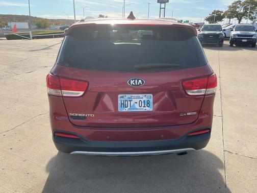 2016 Kia Sorento EX
