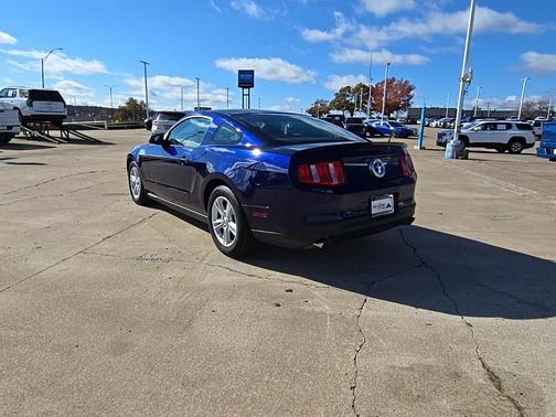 2012 Ford Mustang V6
