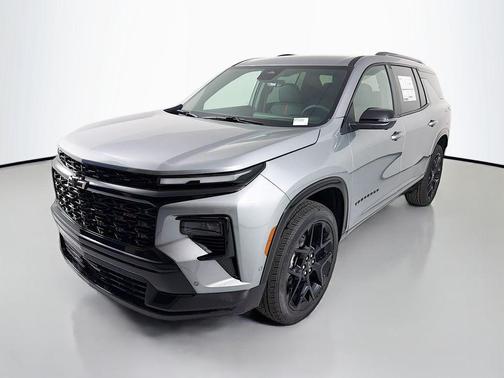 Sterling Gray Metallic 2026 Chevrolet Traverse RS