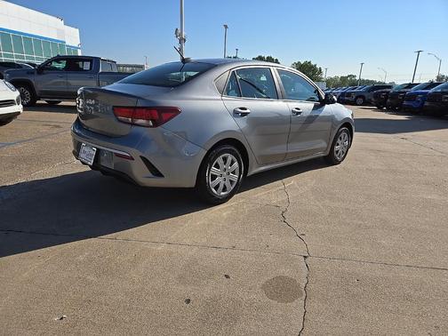 2022 Kia Rio S