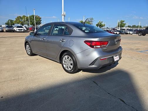 2022 Kia Rio S