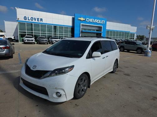 2015 Toyota Sienna SE