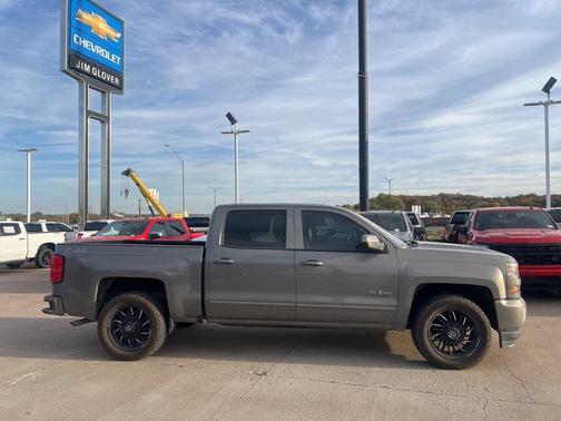 2017 Chevrolet Silverado 1500 2LT