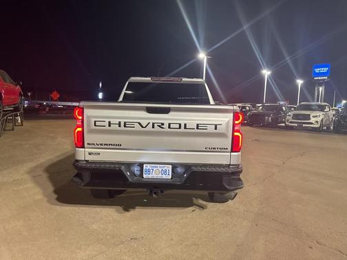 2022 Chevrolet Silverado 1500 Custom Trail Boss