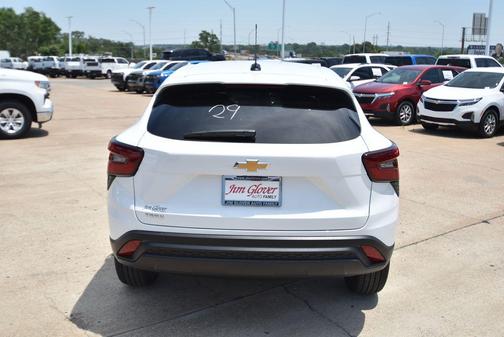 Summit White 2026 Chevrolet Trax LS
